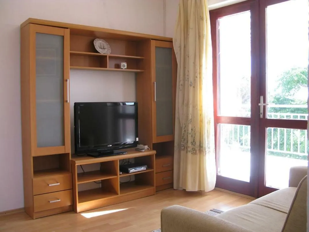 Apartments Petra Barbat na Rabu